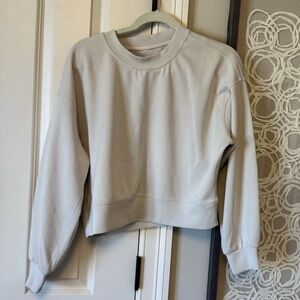 Lululemon Cream Crewneck Sweatshirt size 4